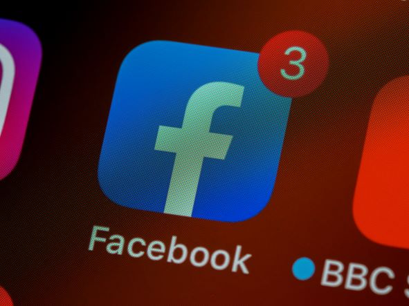 Facebook a empatia
